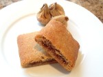 Fig Newtons, cow crumbs, dairy free, gluten free, paleo, figs, almond flour, Figgy newtons, cookies, refined sugar free, healthy snacks