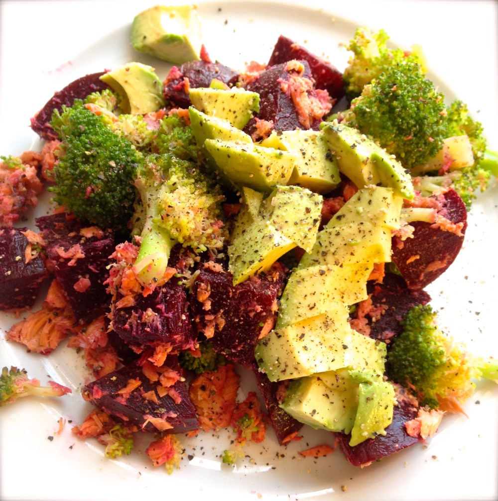 cow crumbs, dairy free, salmon, roasted beets, steamed broccoli, avocado, easy dinner, paleo,