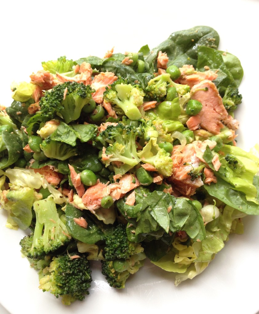 cow crumbs, gluten free, dairy free, paleo, salmon, broccoli salad, peas, spinach salad, boston lettuce, avocado, superfood salad